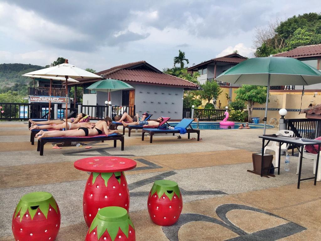 Lanta Halabala Resort Ко-Ланта Экстерьер фото