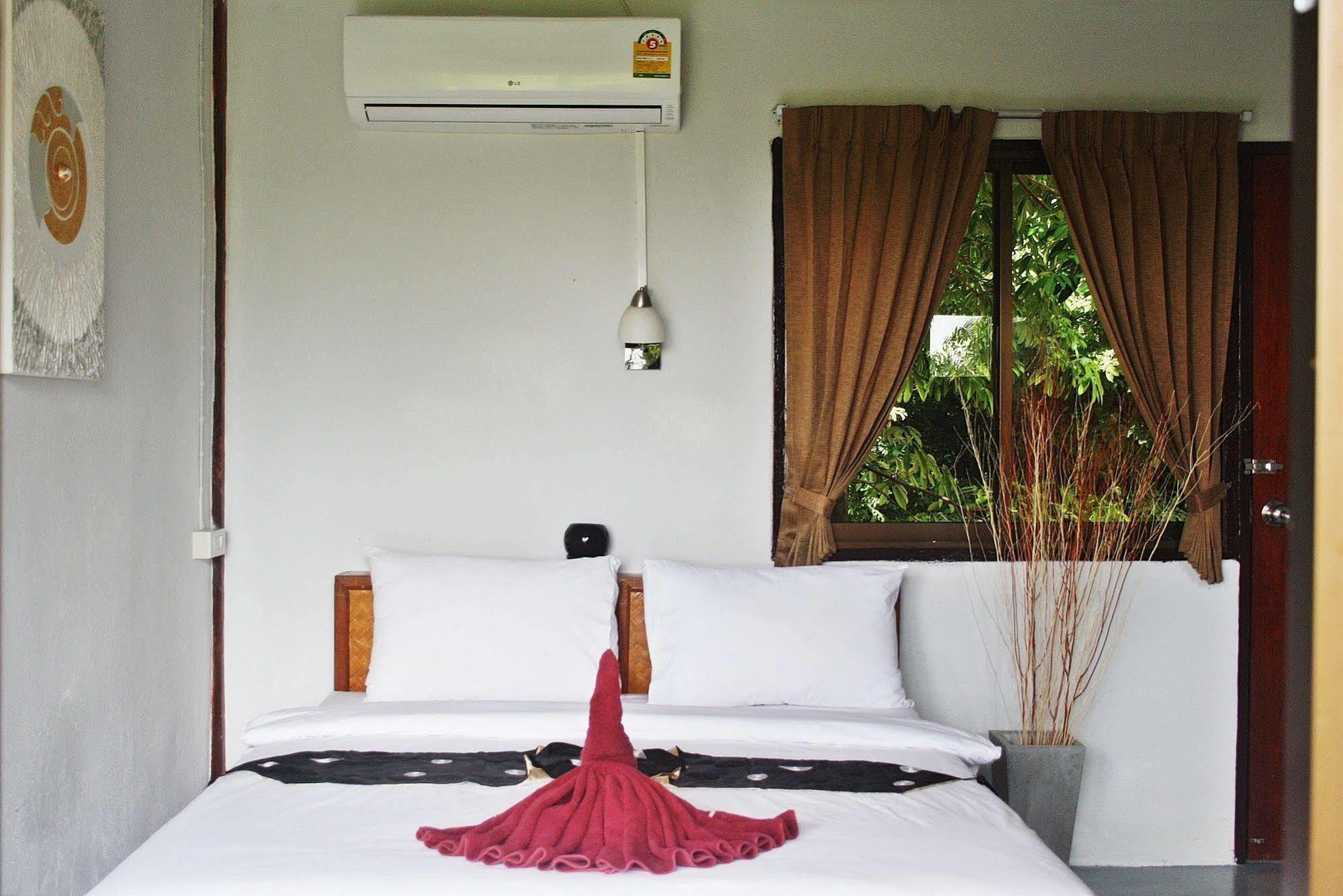 Lanta Halabala Resort Ко-Ланта Экстерьер фото